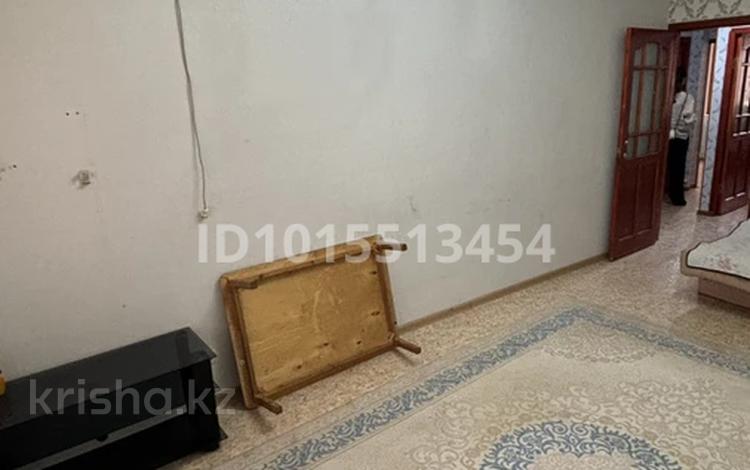 2-бөлмелі пәтер · 70 м² · 4/5 қабат, 12-ш/а., бағасы: 130 000 ₸ в Актау, 12-й мкр — фото 2