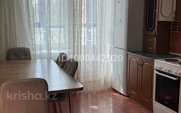 2-комнатная квартира · 49 м² · 7/10 этаж, Отырар 10 — Кенесары, Уалиханова за 240 000 ₸ в Астане, Сарыарка р-н — фото 18