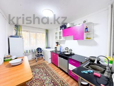 3-комнатная квартира · 63 м² · 1/5 этаж, Микр Самал за 19 млн 〒 в Талдыкоргане, мкр Самал