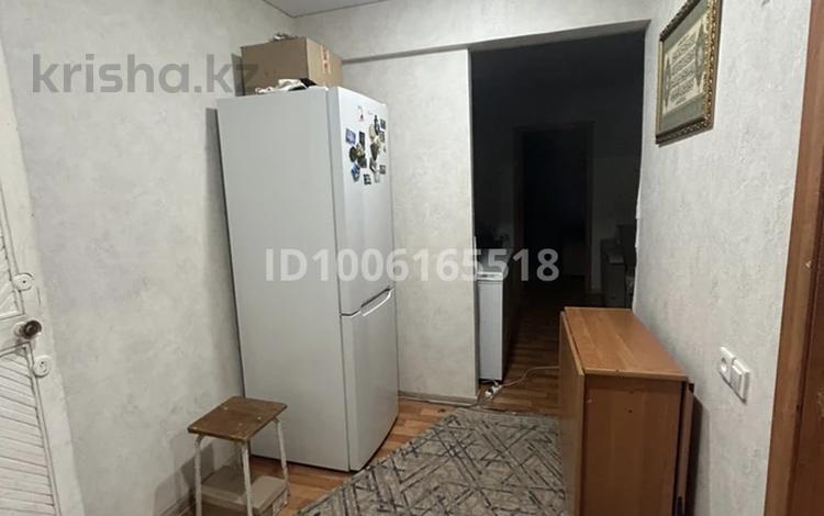 4-комнатная квартира · 68 м² · 4/5 этаж, Михаэлиса 4 — Абая за 250 000 ₸ в Усть-Каменогорске — фото 2