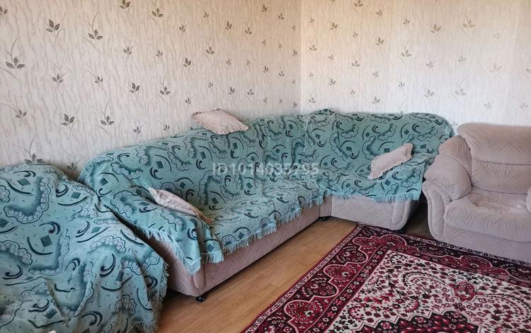 2-бөлмелі пәтер · 54 м² · 5/9 қабат, Степной 1 ш/а., Мкр Юго-Восток, мкр Степной 1 4/36, бағасы: 12 000 ₸ в Караганде, Казыбек би р-н — фото 2