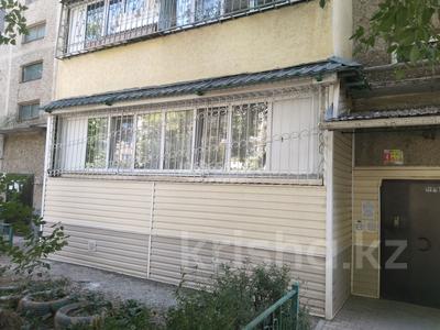 2-бөлмелі пәтер · 60 м² · 1/5 қабат, 11-й микрорайон, Сайрамская 165, бағасы: 21 млн ₸ в Шымкенте, Енбекшинский р-н