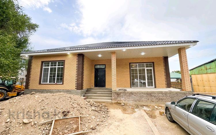 Отдельный дом · 4 комнаты · 151 м² · 6 сот., Акын сара 212 за 58 млн 〒 в Талдыкоргане — фото 2