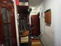 1-комнатная квартира · 54 м² · 2/5 этаж, мкр Новый Город — Квартира прямо в центре,рядом есть абзал ЦУМ арбат школа 92 гимназия сити мол акимат центральный парк за 150 000 〒 в Караганде, Казыбек би р-н — фото 3