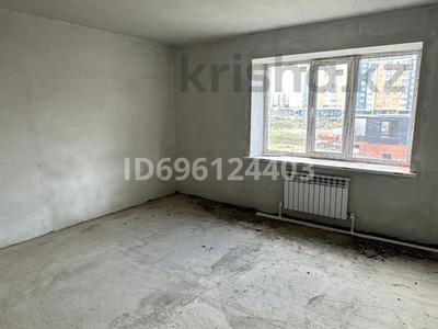 2-комнатная квартира, 87 м², 2/5 этаж, мкр. Алтын орда, Алтын орда 22 за 22 млн 〒 в Актобе, мкр. Алтын орда