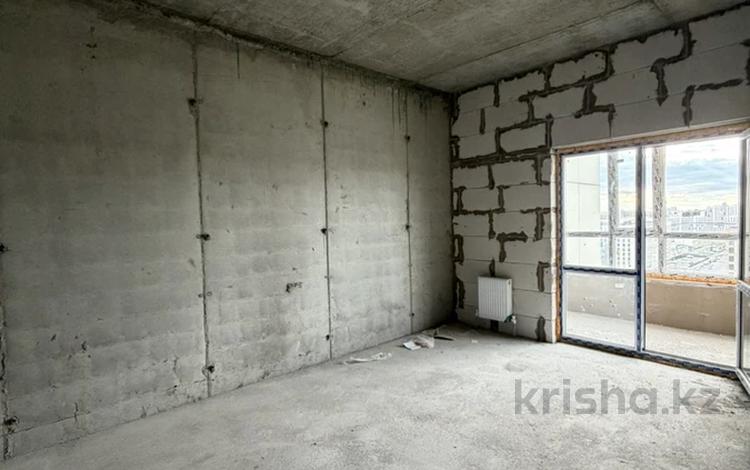 2-комнатная квартира · 59.77 м² · 12 этаж, Жумекен Нажимеденов 7 за 27 млн ₸ в Астане, Сарайшык р-н — фото 8