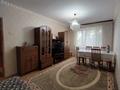 2-комнатная квартира · 55 м² · 2/5 этаж, мкр 6, М. Оспанова за 17.5 млн ₸ в Актобе