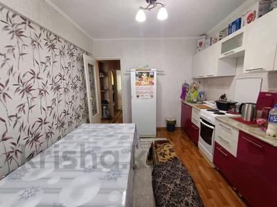 3-комнатная квартира · 70 м² · 5/5 этаж, Сатпаева 7 за 20 млн 〒 в Усть-Каменогорске