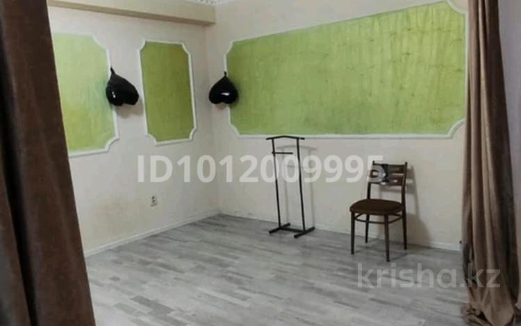 3-комнатная квартира · 70 м² · 6/10 этаж, мкр Шугыла Жүнісов 10/17 — Алмасити за 250 000 ₸ в Алматы, Наурызбайский р-н — фото 2