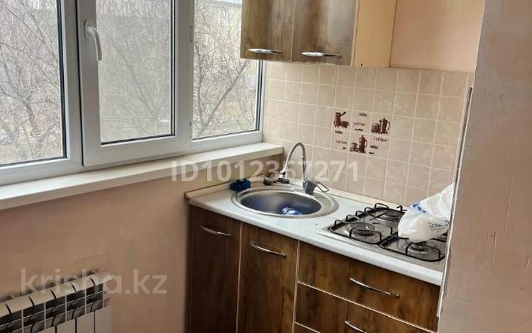 1-комнатная квартира · 33.8 м² · 4/5 этаж, мкр Мынбулак 2 за 11.5 млн ₸ в Таразе — фото 2