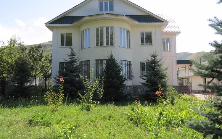 Отдельный дом • 8 комнат • 304 м² • 15 сот., Алматинская 7 за 150 млн 〒 в Есик — фото 8