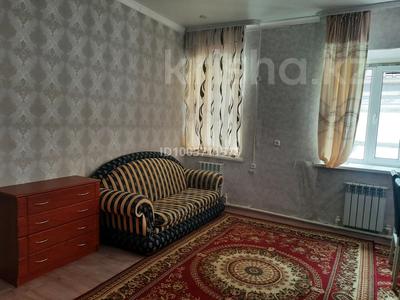 1 комната · 20 м² · 1 этаж, Сарайшык — Курмангазы за 90 000 〒 в Уральске, мкр Школьник