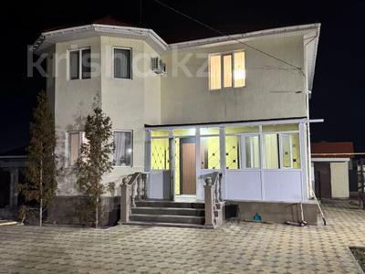 Жеке үй · 7 бөлме · 220 м² · 8 жүзд., Айганым 153, бағасы: 60 млн ₸ в 