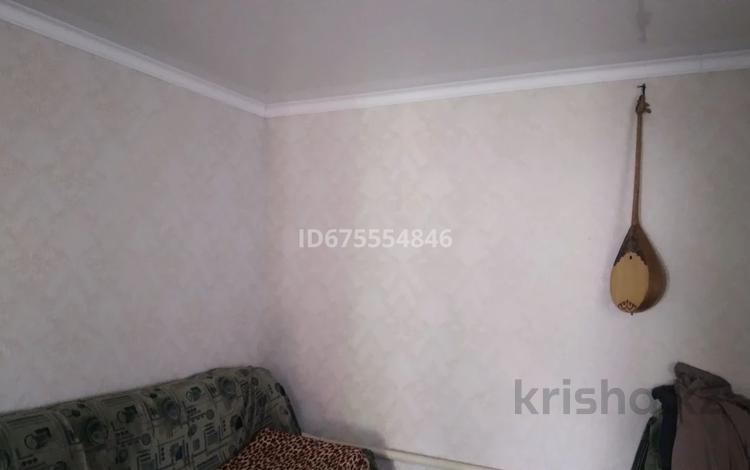 Жеке үй · 3 бөлме · 60 м² · 16 жүзд., 13 линия 68/в — Кошкинбаева, бағасы: 8 млн ₸ в Семее — фото 2