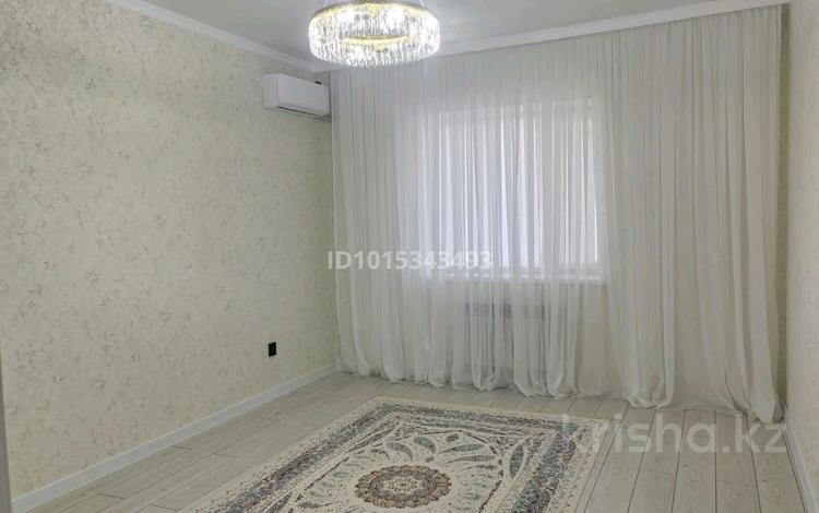 1-комнатная квартира · 50 м² · 4/5 этаж, мкр. Алтын орда 12К за 150 000 ₸ в Актобе — фото 2
