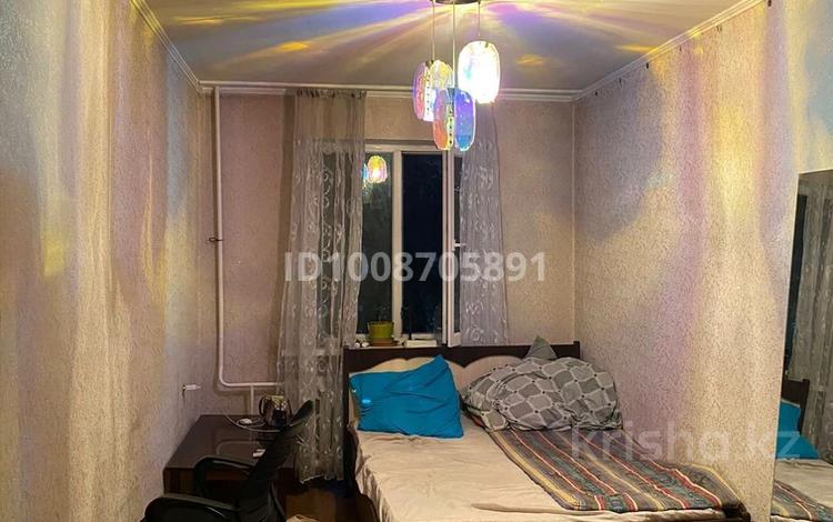 3 комнаты · 95 м² · 2/4 этаж, мкр №10 19 за 50 000 ₸ в Алматы, Ауэзовский р-н — фото 2
