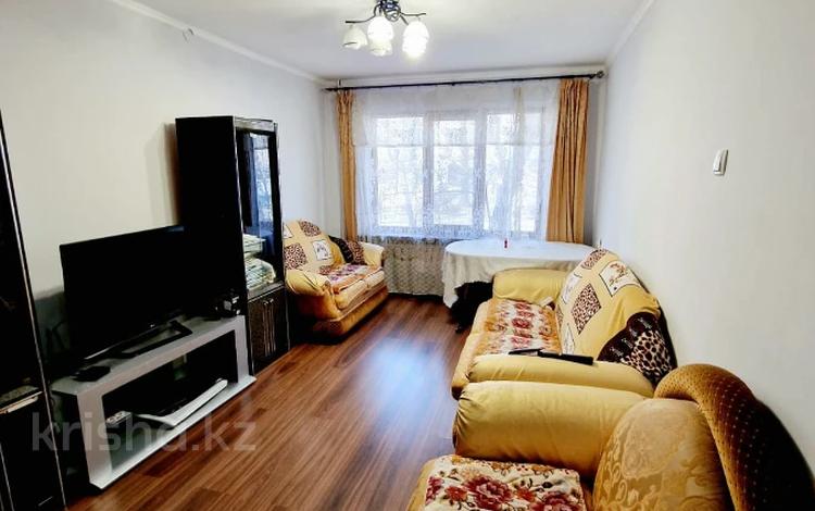 3-комнатная квартира, 56 м², 1/4 этаж помесячно, Абылай хана