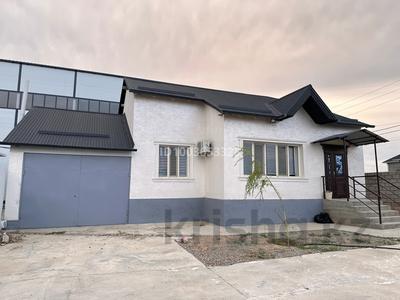 Дом · 3 комнаты · 100 м², 225 51 — Парк Жібек жолы за 15 000 〒 в Туркестане