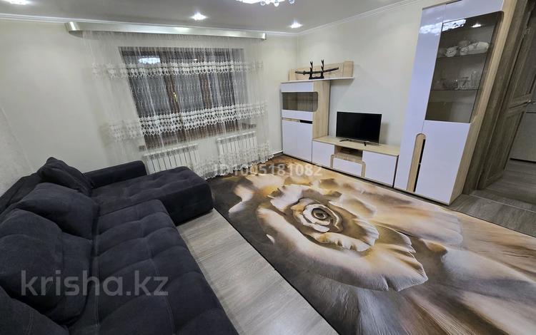 Отдельный дом · 3 комнаты · 60 м², Черновицкая 64а — Ташкенская/Бокейханова за 400 000 〒 в Алматы, Жетысуский р-н — фото 2