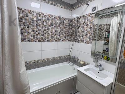 2-бөлмелі пәтер · 61 м² · 2/6 қабат, мкр Аксай-4, бағасы: 41 млн ₸ в Алматы, Ауэзовский р-н