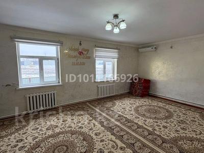 Отдельный дом · 5 комнат · 200 м² · 11 сот., Ақбидай — Кби аймағы,ақбидай көшесі жаппасбай батыр көшесі мал базарға жақын за 30 млн ₸ в 