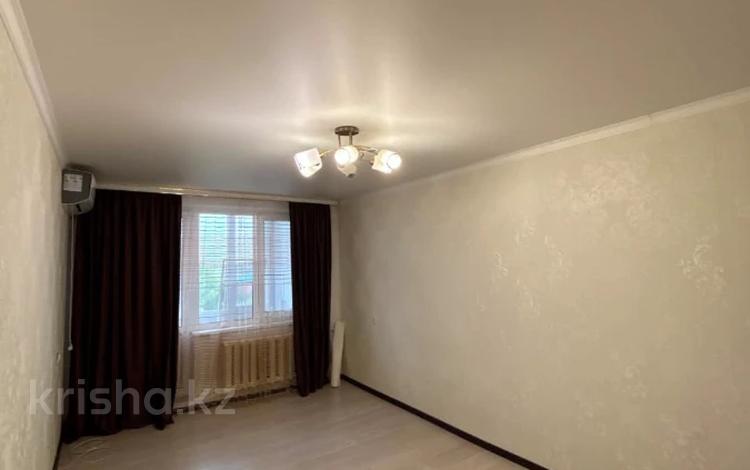 1-комнатная квартира · 30.3 м² · 5/5 этаж, Ахмедияра Хусаинова за 12 млн ₸ в Уральске — фото 2