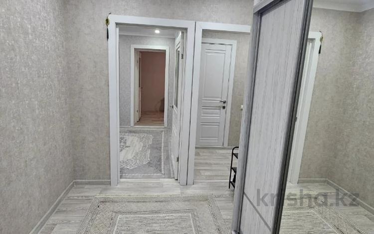 4-бөлмелі пәтер · 90 м² · 8/9 қабат, 11 МИКРОРАЙОН, бағасы: 27.5 млн ₸ в Актобе — фото 3