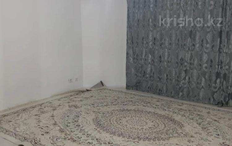 1-бөлмелі пәтер · 41 м² · 8/9 қабат, Нұр Ақтөбе, Нур Актобе 4 микрорайон 19 г, бағасы: 9 млн ₸ — фото 2