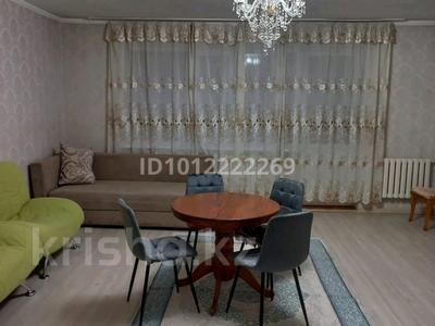 2-комнатная квартира · 82 м² · 3/5 этаж, Мкр Думан-2 15 за 310 000 〒 в Алматы, Медеуский р-н