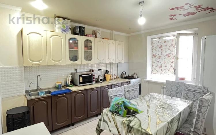 4-бөлмелі пәтер · 89.7 м² · 8/9 қабат, 12 ш/а., бағасы: 23.5 млн ₸ в Актобе, мкр 12 — фото 2
