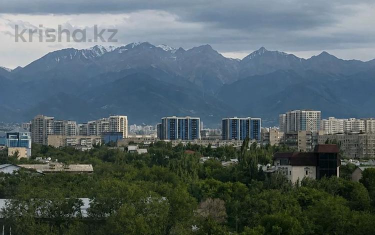 3-бөлмелі пәтер · 90 м² · 8/9 қабат, Толе би — Жарокова, бағасы: 81 млн ₸ в Алматы, Алмалинский р-н — фото 15