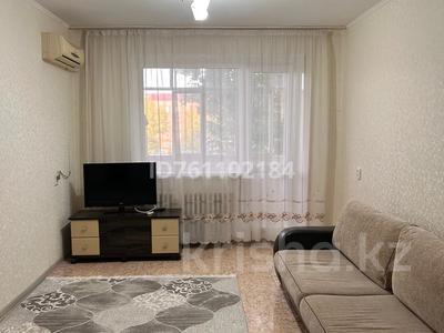 2-бөлмелі пәтер · 65 м² · 3/5 қабат, 4 микрорайон, бағасы: 150 000 ₸ в Аксае