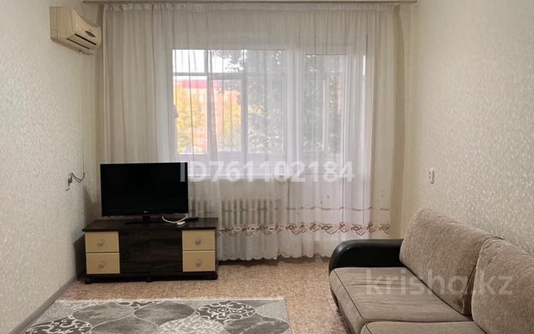 2-бөлмелі пәтер · 65 м² · 3/5 қабат, 4 микрорайон, бағасы: 150 000 ₸ в Аксае — фото 9