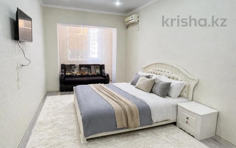 1-комнатная квартира · 50 м² · 3/7 этаж, 19-й мкр 45 за 9 000 ₸ в Актау — фото 2