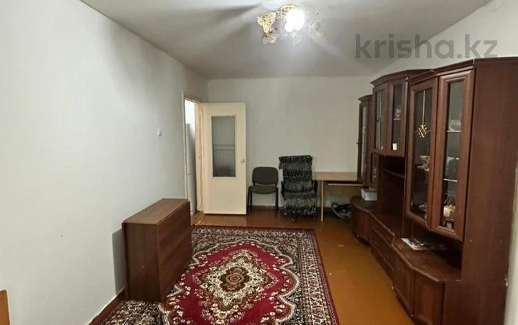 2-комнатная квартира · 42 м² · 1/4 этаж, мкр №3 63А за 25 млн ₸ в Алматы, Ауэзовский р-н — фото 2