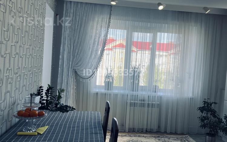 2-комнатная квартира · 91 м² · 4/5 этаж, мкр. Алтын орда 9/5 корпус 2 за 37.8 млн ₸ в Актобе — фото 2
