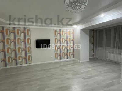3-комнатная квартира · 80 м² · 1/6 этаж, мкр 8 269 — Братьев Жубановых за 220 000 ₸ в Актобе