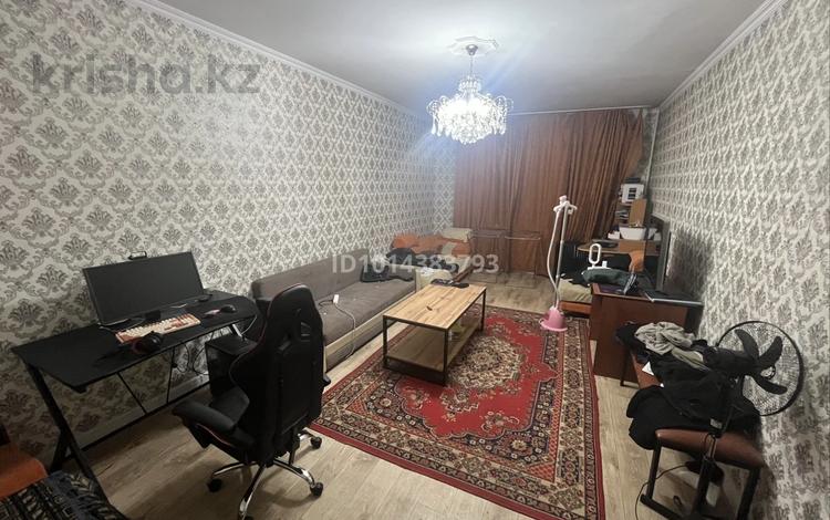 3-комнатная квартира · 88.7 м² · 9/9 этаж, мкр Акбулак, Чуланова 131 за 300 000 ₸ в Алматы, Алатауский р-н — фото 2