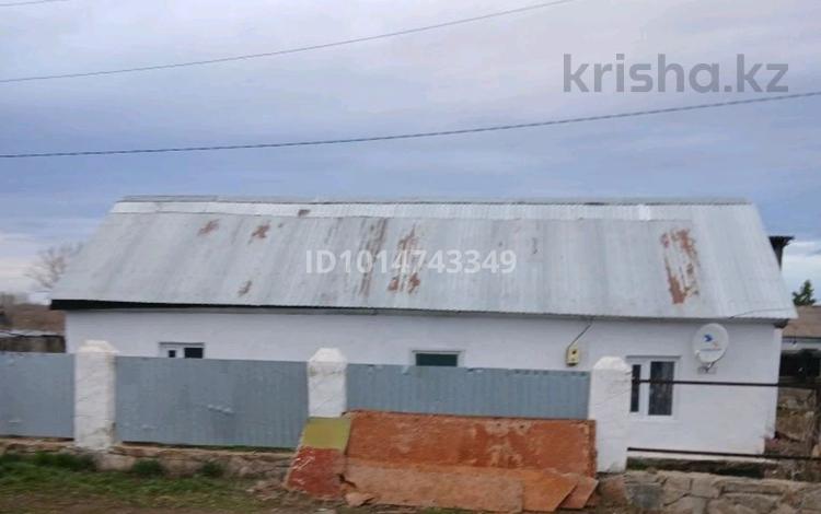 Отдельный дом · 3 комнаты · 60 м² · 4 сот., Рабоче -крестьянская 11 — Недалеко от магазина Ак Жол за 2 млн ₸ в Житикаре — фото 2