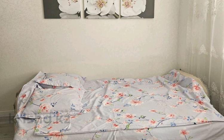 1-комнатная квартира · 38 м² · 7/16 этаж, Б. Момышулы 28 за 10 000 ₸ в Караганде, Казыбек би р-н — фото 2