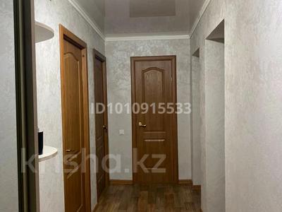 3-комнатная квартира · 68 м² · 4/6 этаж, мкр 11 96 — 9 школа за 21 млн 〒 в Актобе