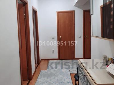2-комнатная квартира · 62.4 м² · 5/5 этаж, мкр Астана 15 за 24 млн 〒 в Уральске