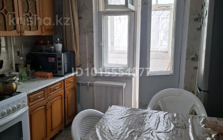 3-бөлмелі пәтер · 68 м² · 2/5 қабат, 2 ш/а. 13 — хлебокомбинат, бағасы: 18 млн ₸ в Актобе, мкр 8 — фото 2
