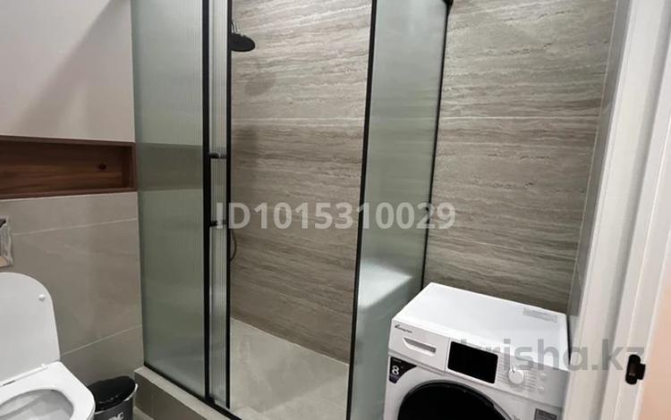 2-комнатная квартира · 50 м² · 7/9 этаж, мкр Самал-1, К. Толеметова 69 за 300 000 ₸ в Шымкенте, Абайский р-н — фото 2