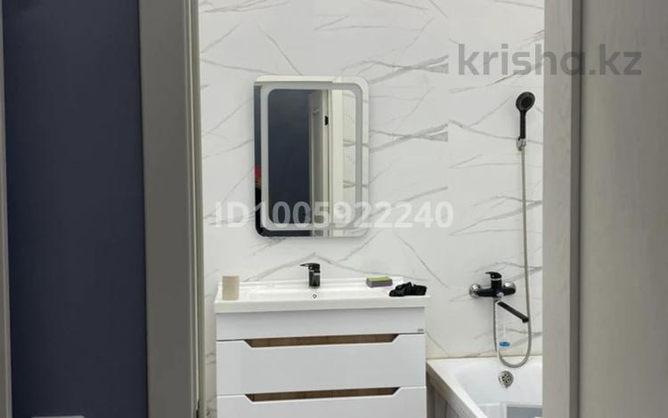 1-комнатная квартира · 45 м² · 1/9 этаж, мкр Болашак за 150 000 〒 в Актобе — фото 2