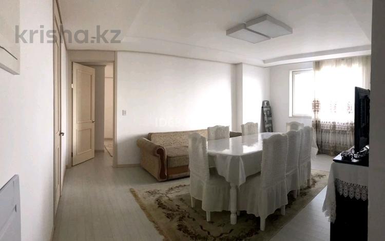 2-бөлмелі пәтер, 75 м², 15/21 қабат тәулігіне, Бухар жырау 20Б, бағасы: 16 000 〒 в Астане, Есильский р-н — фото 2