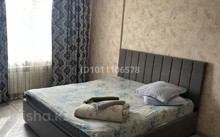 1-комнатная квартира · 37 м² · 1/5 этаж, 8-й микрорайон 58 за 1 000 ₸ в Шымкенте, Туран р-н — фото 2