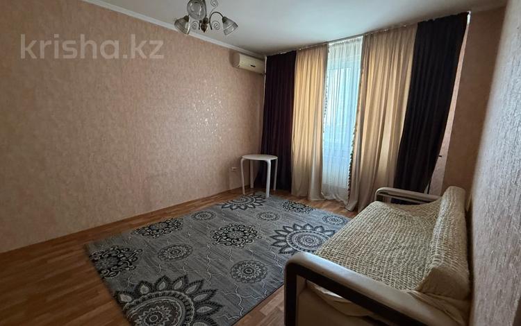 1-комнатная квартира · 43.7 м² · 9/9 этаж, мкр Мамыр-3 за 30 млн ₸ в Алматы, Ауэзовский р-н — фото 8