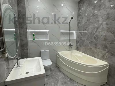 3-комнатная квартира · 145 м² · 4/4 этаж, Акшагала за 75.5 млн 〒 в Атырау, мкр Авангард-2