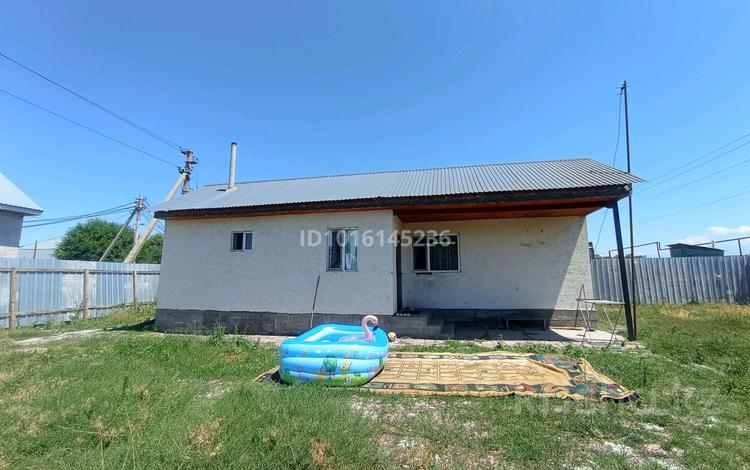 Отдельный дом · 3 комнаты · 77 м² · 6 сот., Ынтымак 33 за 23 млн ₸ в  — фото 2